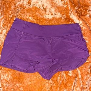 fuchsia lululemon 2.5” speed up shorts
